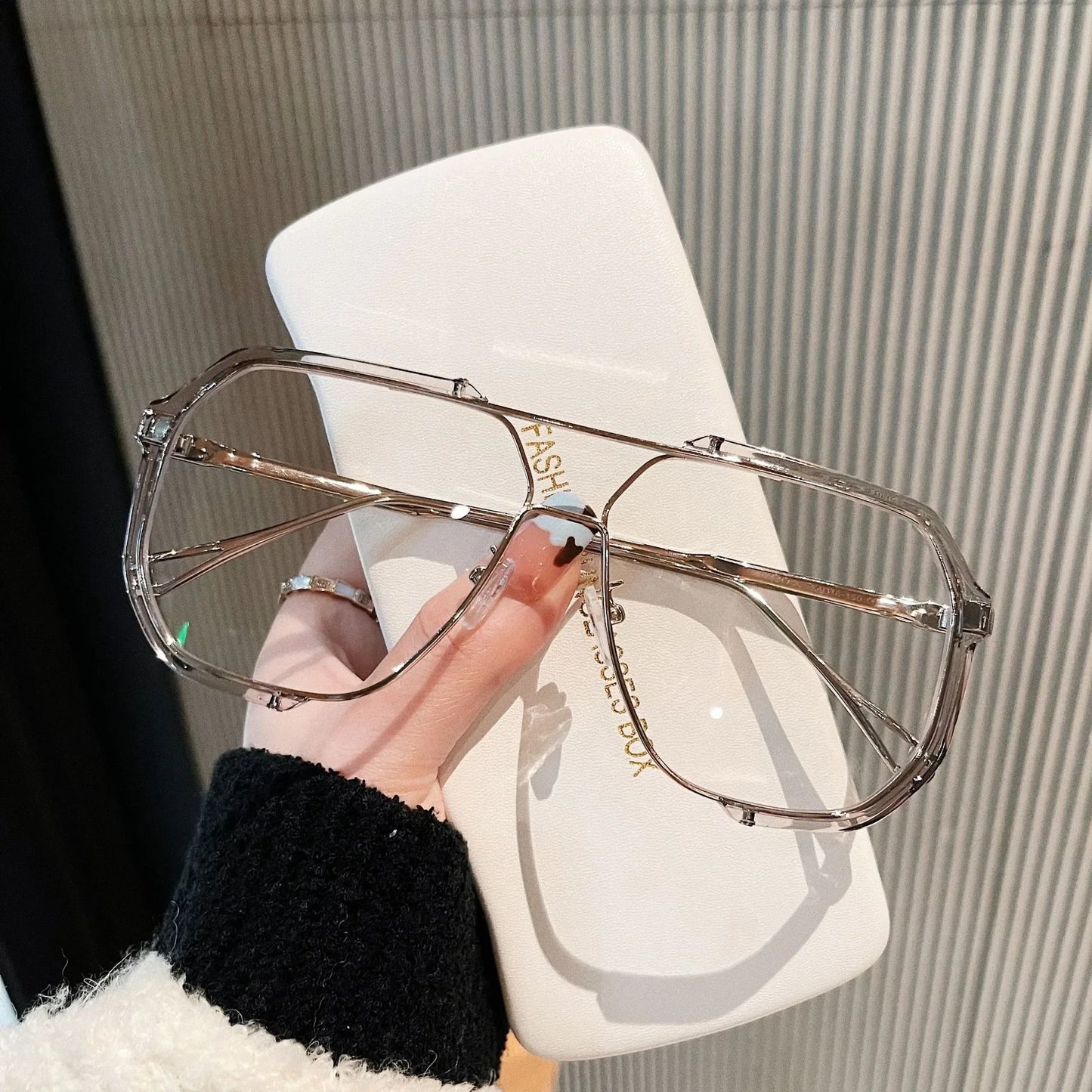 Oversized Sunglasses Women UV400 Punk Glasses Trending Female