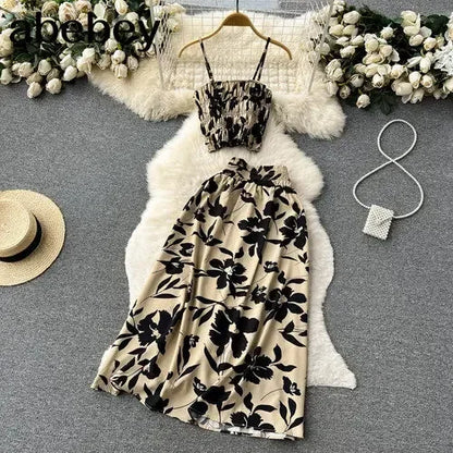 Floral Print Two Pieces Suits Zipper Design Slim Tank Top+ A Line Long Skirt